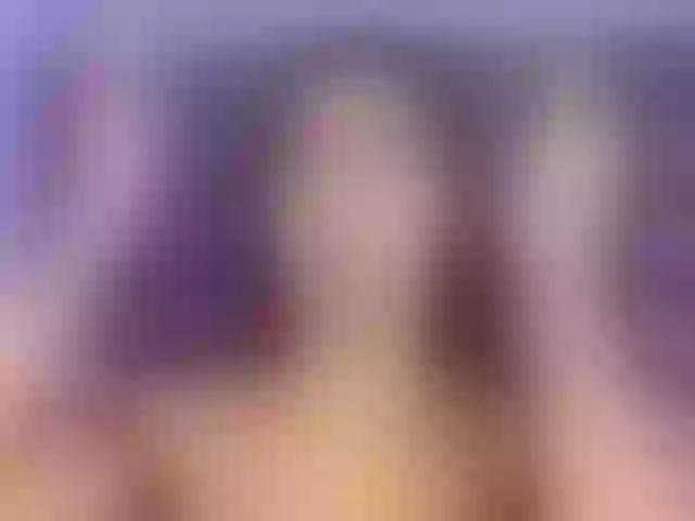 Live sex webcam photo for MaiaWatson #292024015