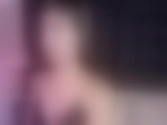 Live sex webcam photo for MaiaWatson #293346618