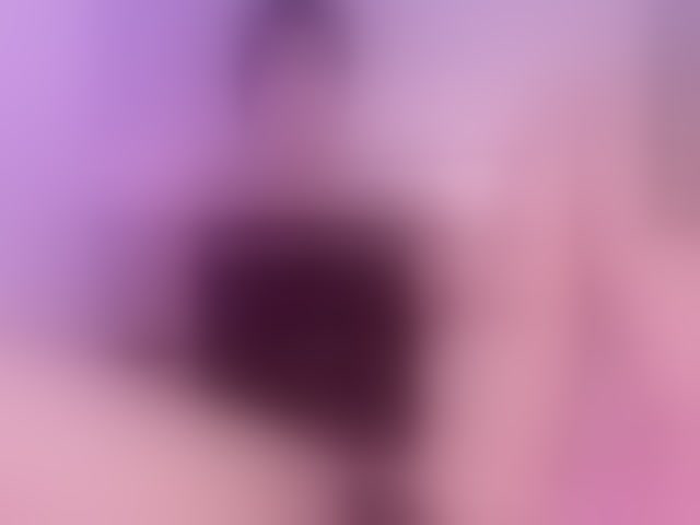 Live sex webcam photo for MaiaWatson #293951861