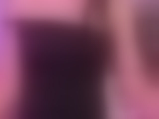 Live sex webcam photo for MaiaWatson #294071928