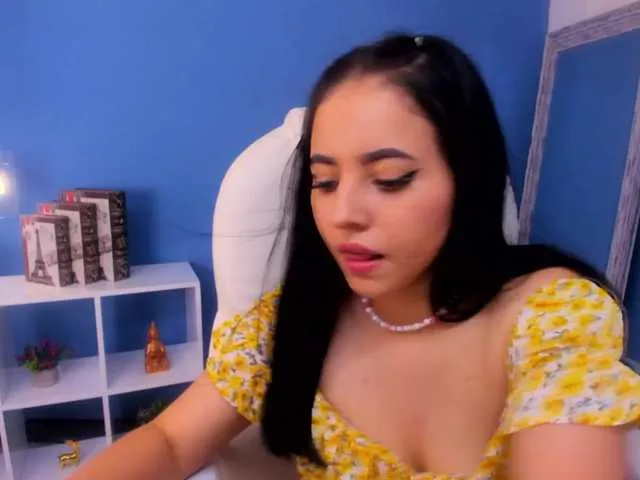 Live sex webcam photo for Maiiitee #273054400