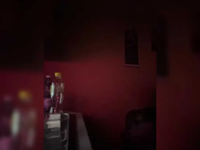 Live sex webcam photo for Maikl69Mila1 #290546183