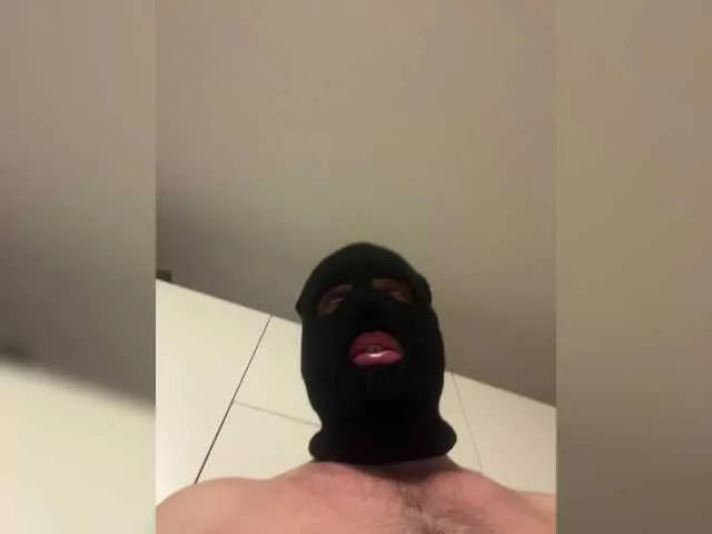 Live sex webcam photo for Maikl69Mila1 #292397096