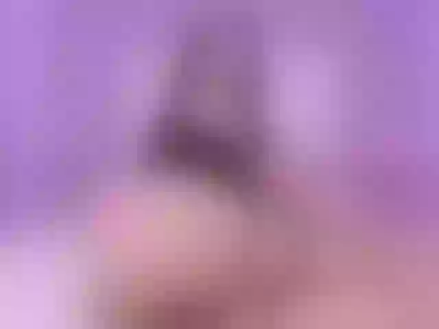 Live sex webcam photo for MailynRave #275570977