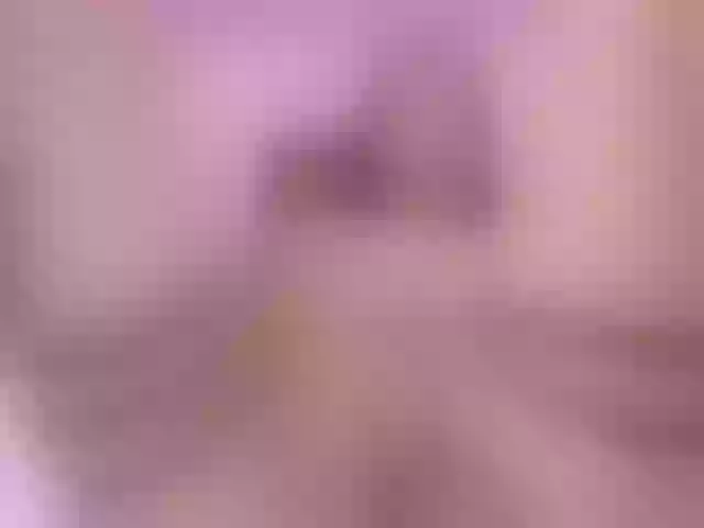 Live sex webcam photo for MailynRave #275995807