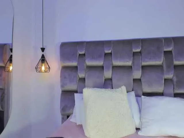 Live sex webcam photo for MaiteMarshall #289965432