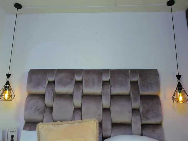 Live sex webcam photo for MaiteMarshall #291744094