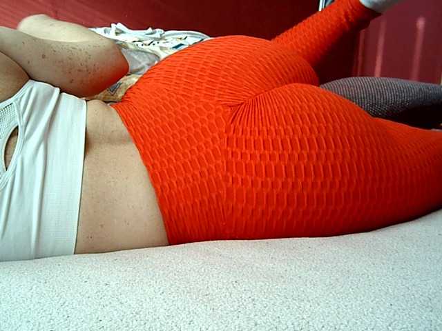 Live sex webcam photo for Makenzie007 #277879187