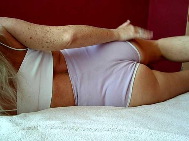 Live sex webcam photo for Makenzie007 #289731354