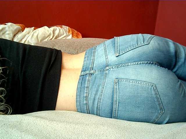 Live sex webcam photo for Makenzie007 #290749972