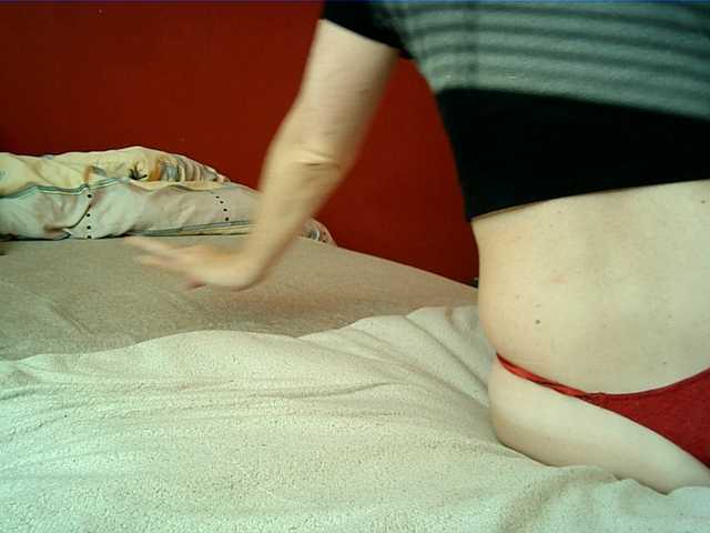 Live sex webcam photo for Makenzie007 #291972334