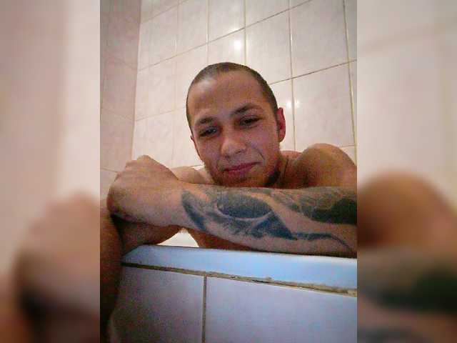 Live sex webcam photo for Maksik09a #277772211