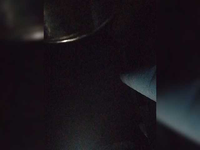 Live sex webcam photo for MaksimAntrasit-1 #277699062