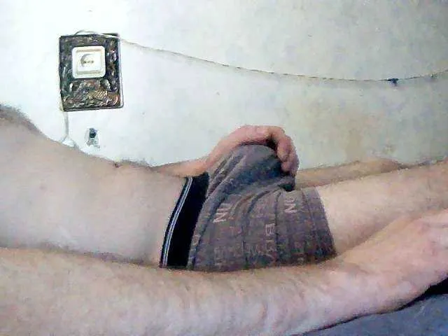 Live sex webcam photo for MaksimK83 #290589253