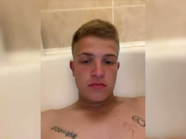 Live sex webcam photo for Maksimfl #276132782