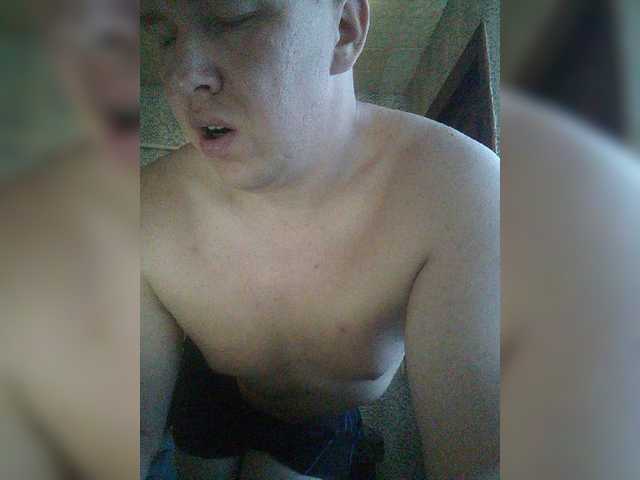 Live sex webcam photo for Maksimys8888 #273898521