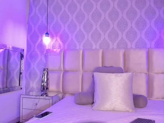 Live sex webcam photo for Malaika #291195604