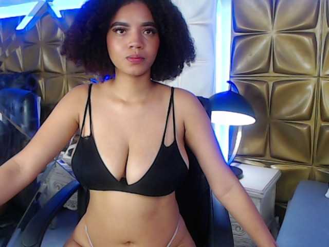 Live sex webcam photo for MalaikaBrown #273638372