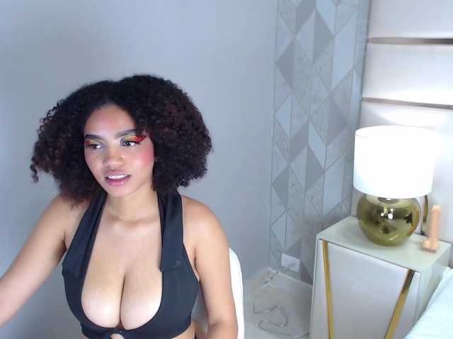 Live sex webcam photo for MalaikaBrown #273732676