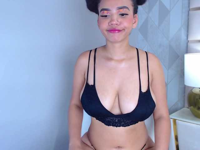 Live sex webcam photo for MalaikaBrown #273755315