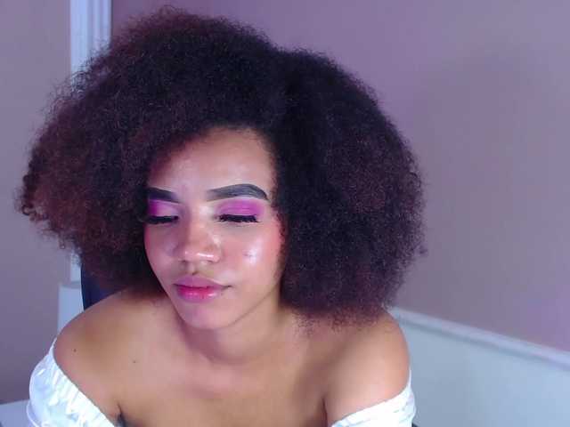 Live sex webcam photo for MalaikaBrown #274272325