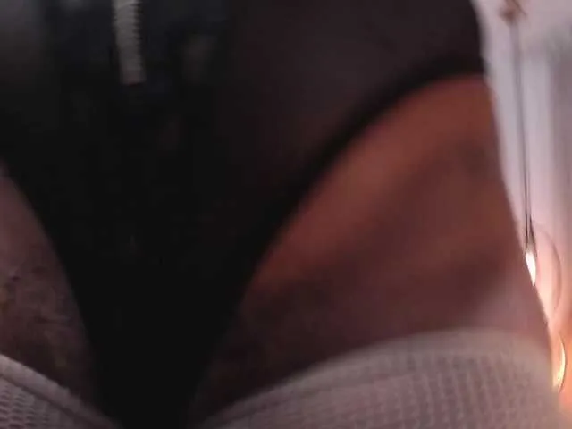 Live sex webcam photo for MalaikaJonns #276583101