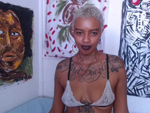 Live sex webcam photo for MalaikaLorhan #271968591