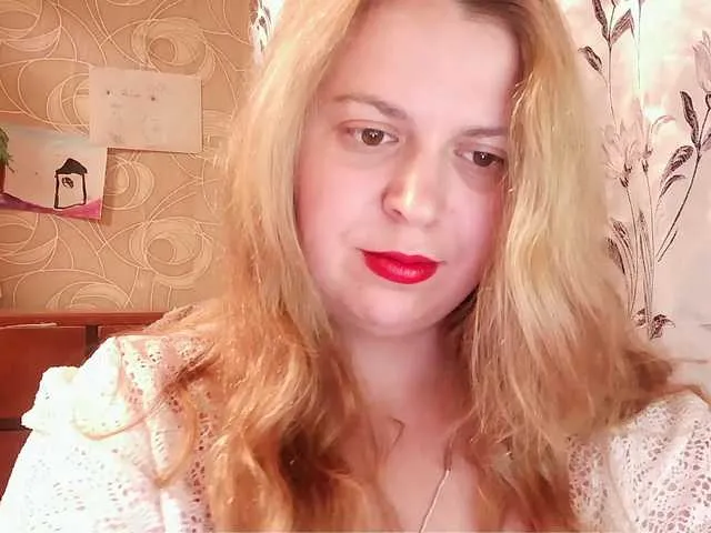 Live sex webcam photo for Malaya11 #291604471