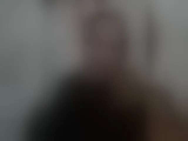 Live sex webcam photo for Malaya11 #292480243