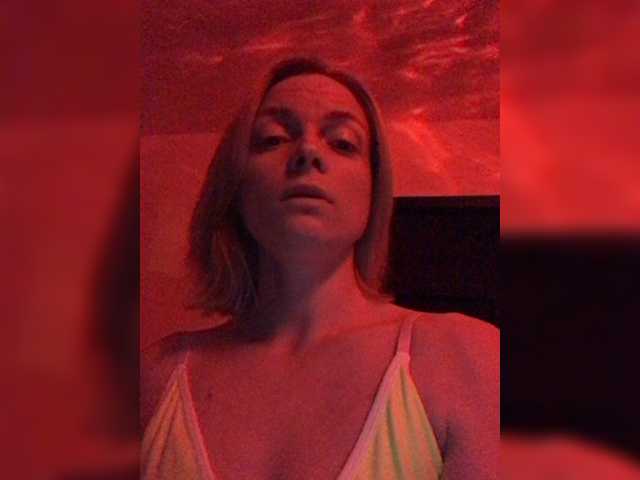 Live sex webcam photo for MalayaIMaloy #276245920