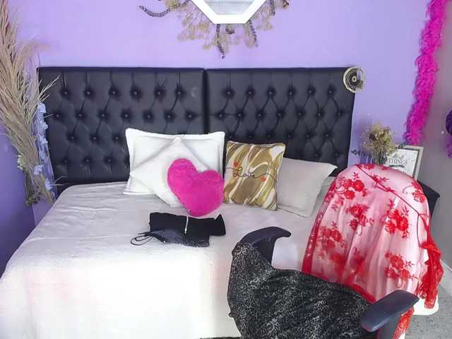 Live sex webcam photo for MaleRuby #272996676