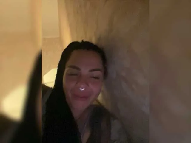 Live sex webcam photo for Maleficent69 #276401113