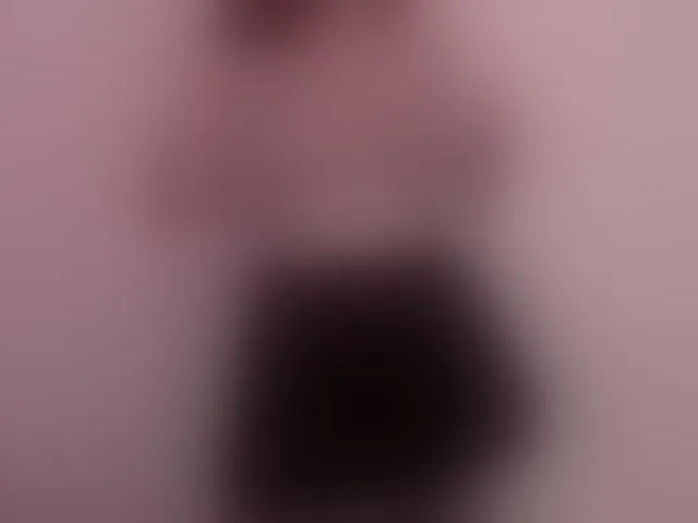 Live sex webcam photo for MaliKyong #274133983
