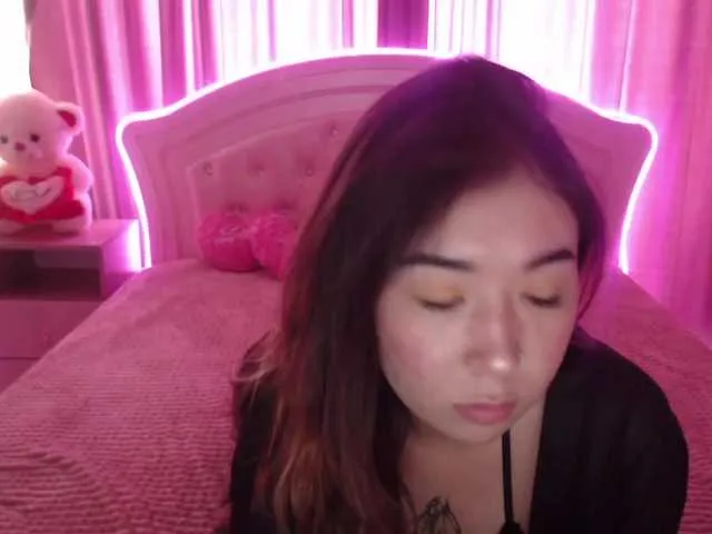 Live sex webcam photo for MaliSyon #273470061