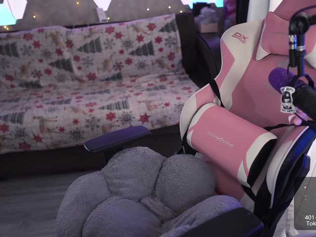 Live sex webcam photo for MalinaBo0m #273763409