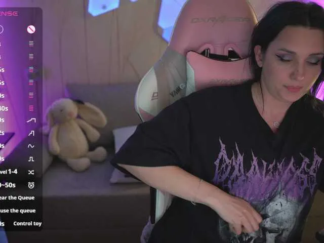 Live sex webcam photo for MalinaBo0m #291863825