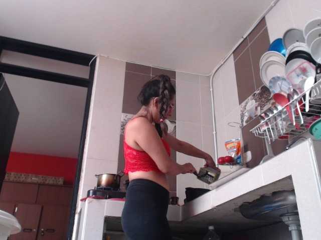 Live sex webcam photo for Malishka19 #271752034