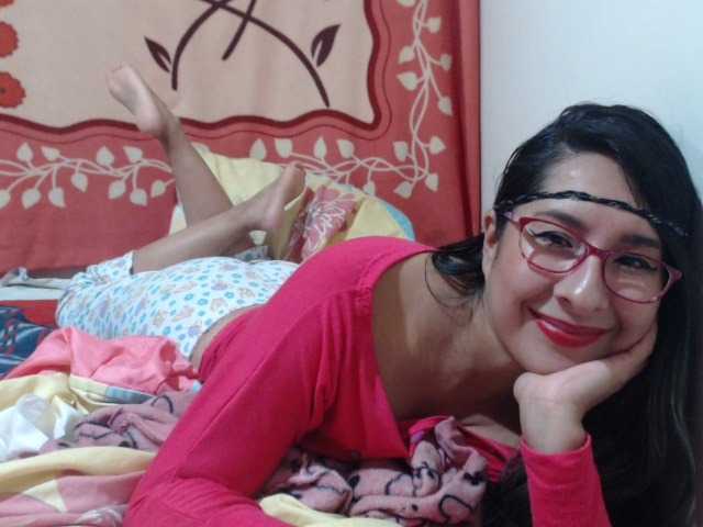 Live sex webcam photo for Malishka19 #272093361