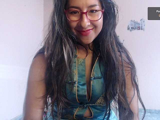 Live sex webcam photo for Malishka19 #272758277