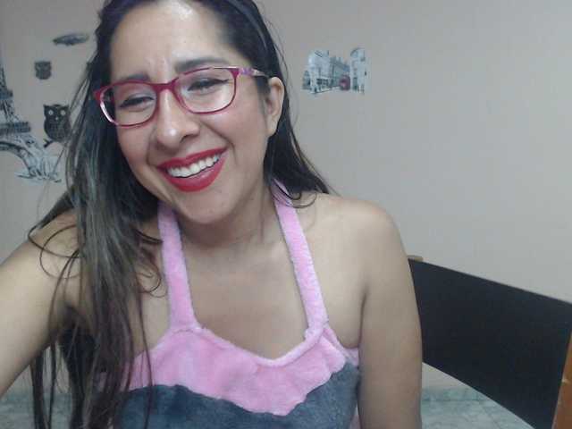 Live sex webcam photo for Malishka19 #272999300