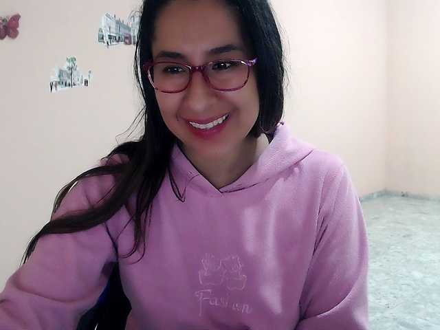 Live sex webcam photo for Malishka19 #273904140