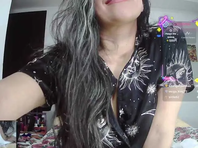 Live sex webcam photo for Malishka19 #291068033