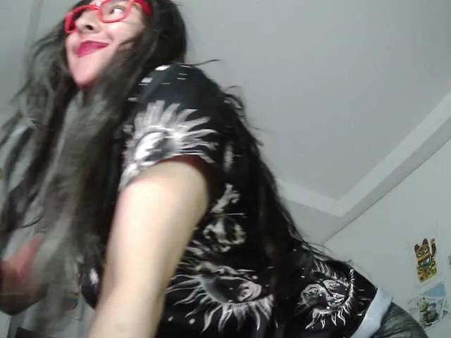 Live sex webcam photo for Malishka19 #292251065