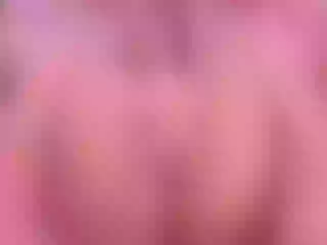 Live sex webcam photo for MaluHorny #272628153