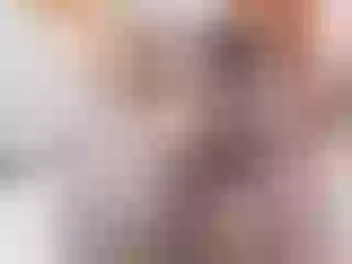 Live sex webcam photo for MaluHorny #191884306