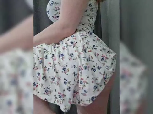 Live sex webcam photo for Malvina11 #291332315
