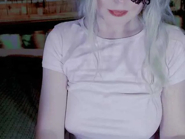 Live sex webcam photo for Malvinapink00 #272609528