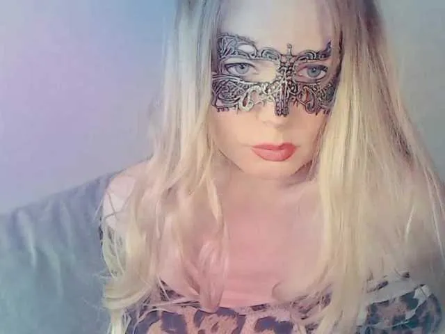 Live sex webcam photo for Malvinapink00 #273638181
