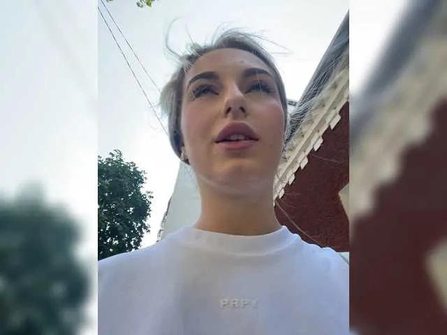 Live sex webcam photo for Mammis #274219943