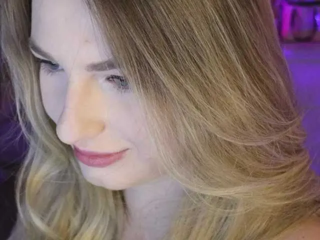 Live sex webcam photo for Mammis #275602520